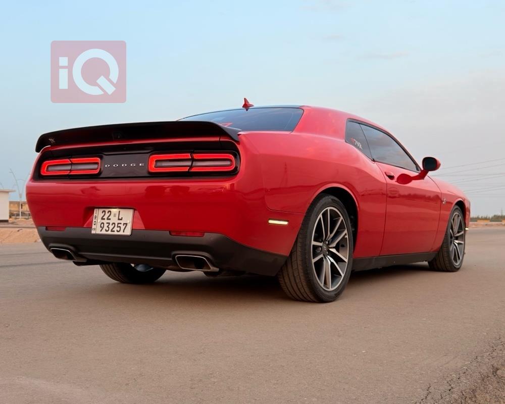 Dodge Challenger